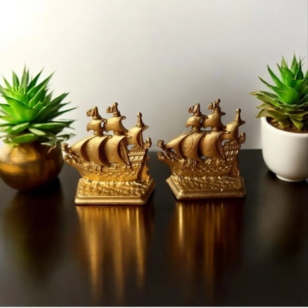 Antique Bronze gilded Bookend Sailing Boat 1803 Galleon Time Of Elizabeth Stamp